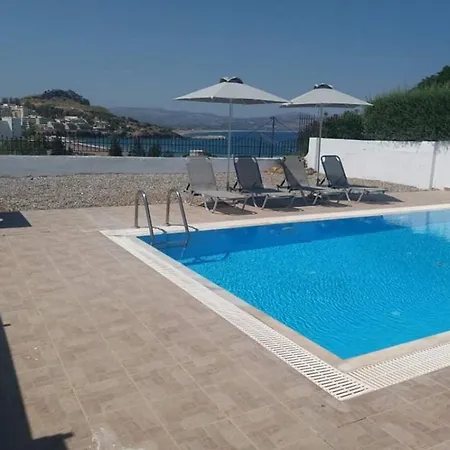 Vila Villa From 150M Of Vlixa Beach