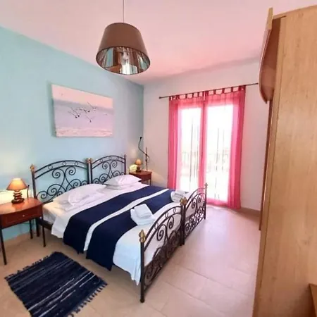 Villa From 150M Of Vlixa Beach *